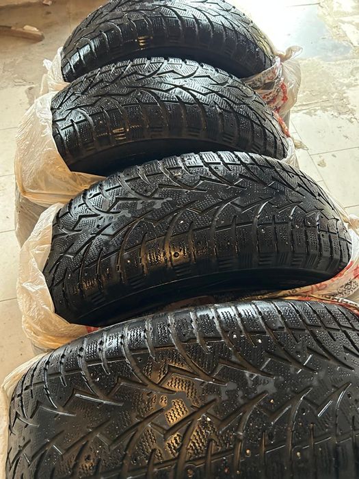 Продам покришка з