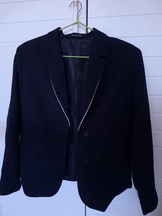 Школьный пиджак для ученицы НИШ