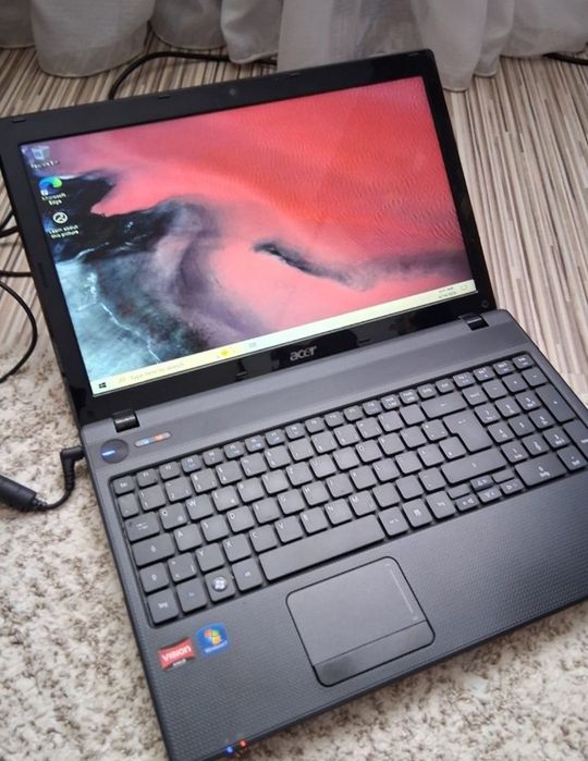 Laptop Acer Aspire 5552G.