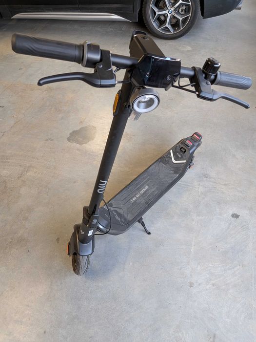 Trotineta Electrica pliabila Niu KQi3 Pro Negru, 50km, 350W