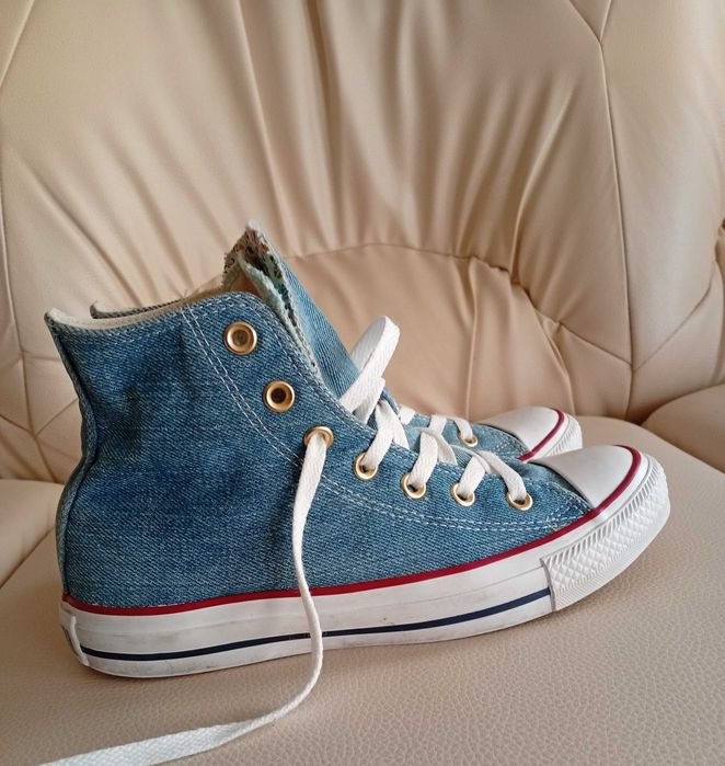 Ghete blugi converse mărime 38