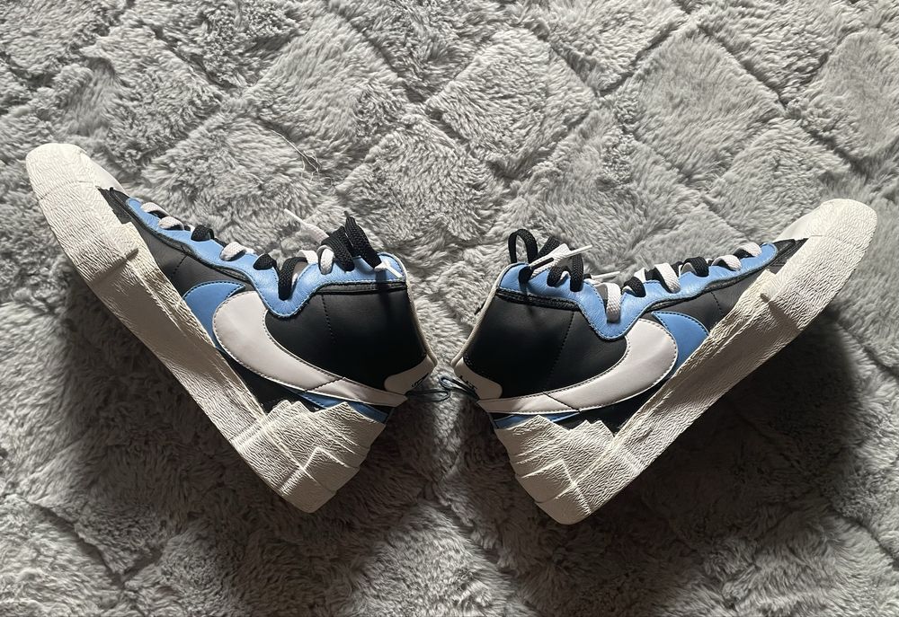 Vand Nike Blazer Sacai Univeristy Blue (nu jordan, adidas, travis)