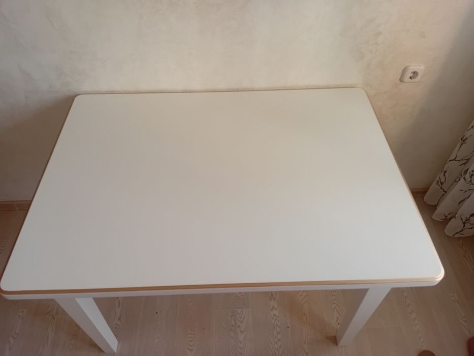 Кухонный стол. Новый