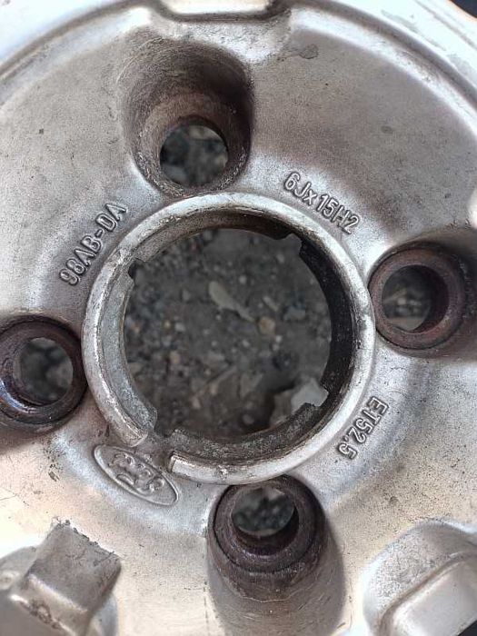 Продам оригинальные легкосплавные диски "Ronal" на Ford.