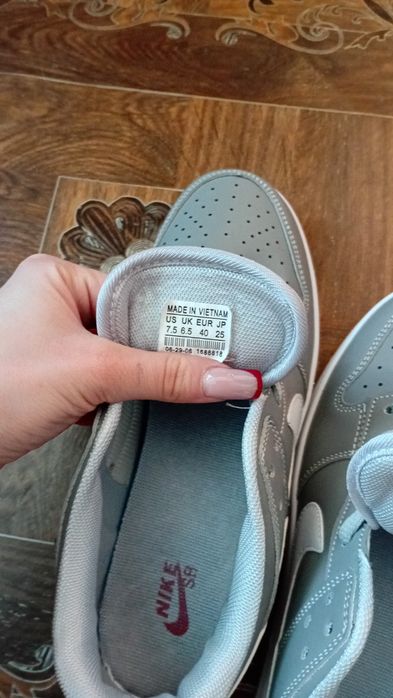 кроссовки Nike серые весна лето