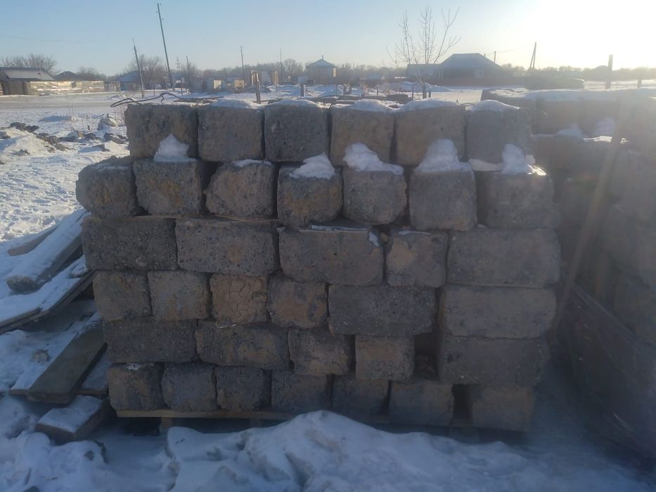 Шлакаблок кірпіш