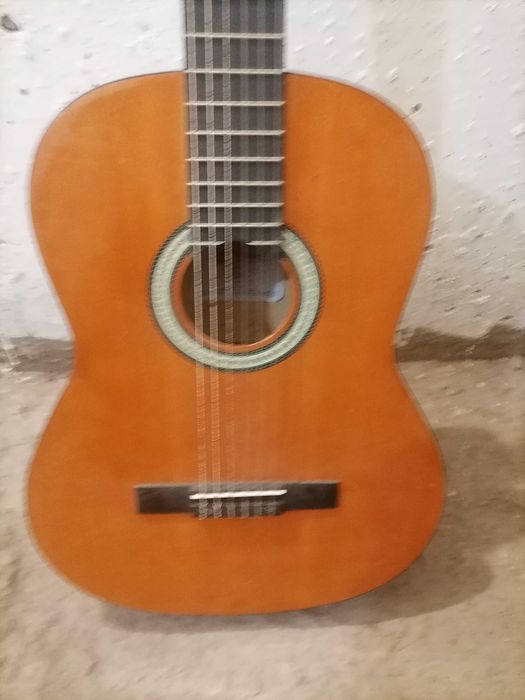 Китара във добро състояние