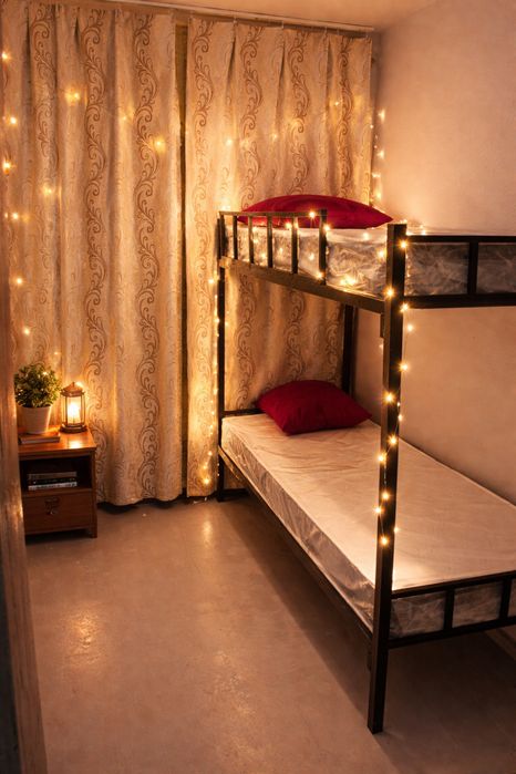 Студентлар идарага уй (без хозяин)