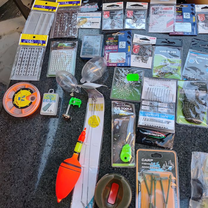 Vand lot jucari de pecuit