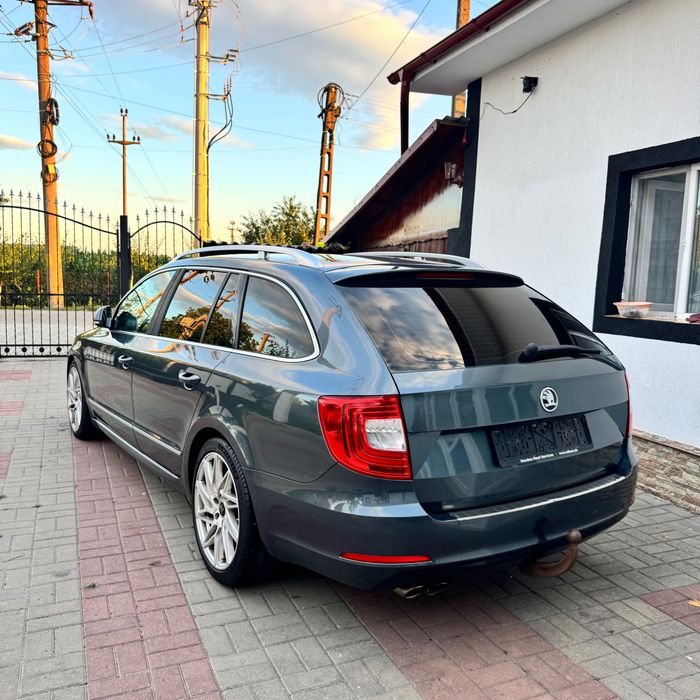 Skoda Superb 2014 2.0 TDI - DSG | Facelift | Led | Xenon | Navi | Euro 5 | Jante | Cutie Automata