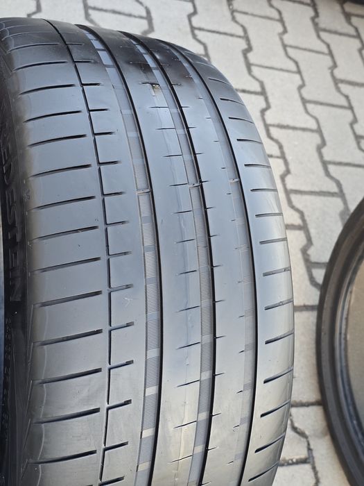 245 35 20 vredestein