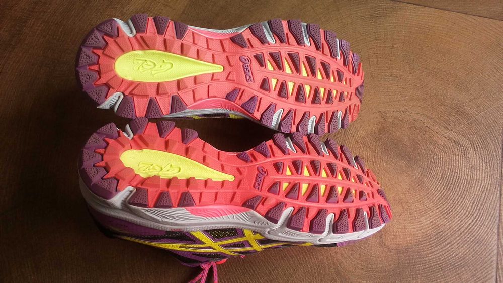 Asics Gel Fuji Attack 2 Размер EUR 39 дамски маратонки 209-14-S