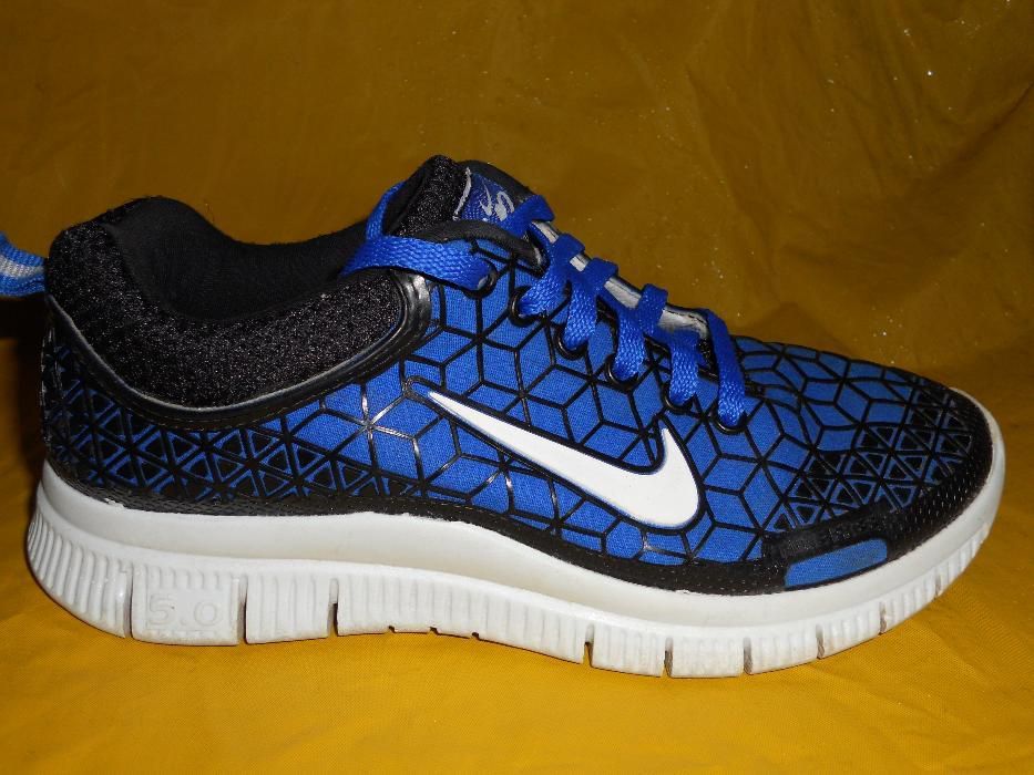 Дамски маратонки NIKE free run 5.0