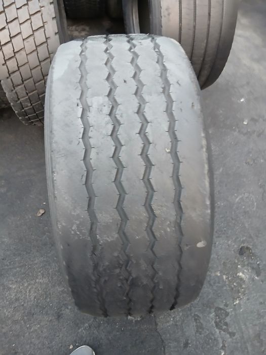 445:45:22.5 / 455:40:22.5/ БУ шины