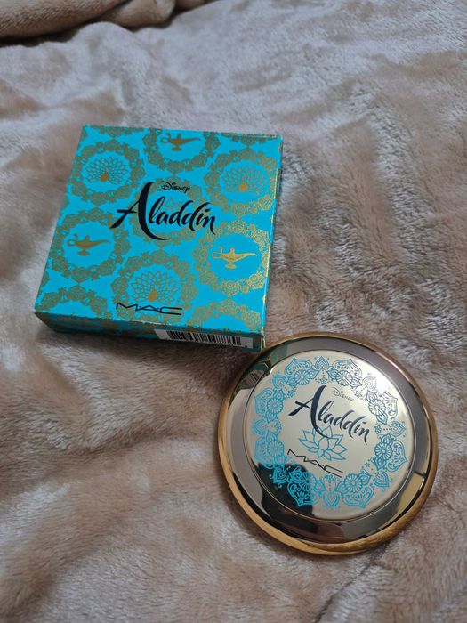 MAC Disney Aladdin Powder Blush - Your wish is my command