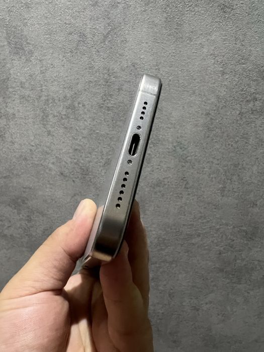 15 pro max 256gb 92%  xolati zor karobkali