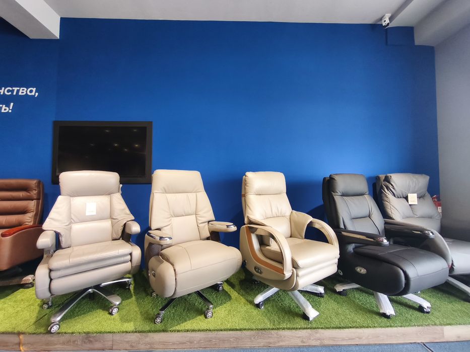 Electronnic kreslo Premium klass кресло для руководителя премиум класс