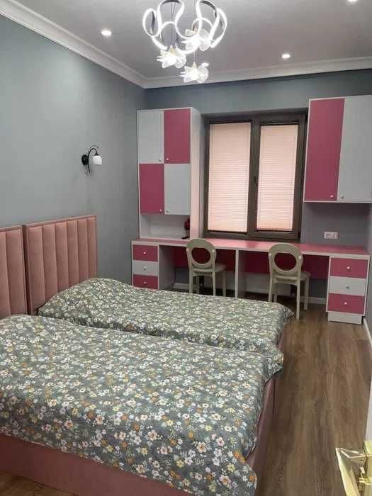 Сдаётся квартира ор-р ЖК Новза 4-комнат Шикарний Вид ул Мукимий