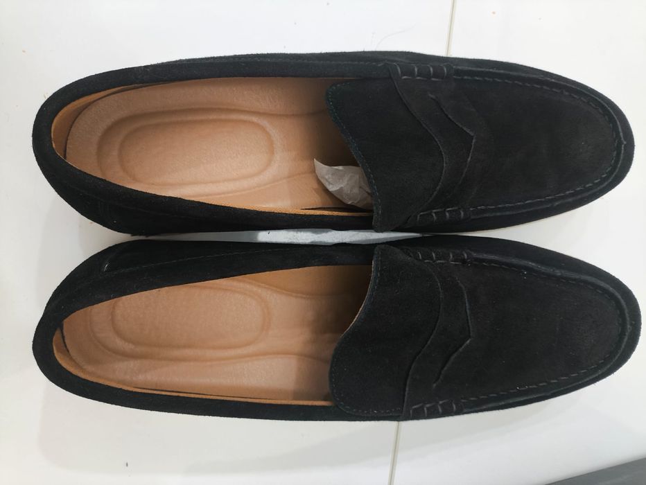 Продам обувь лоферы. (Туфли)