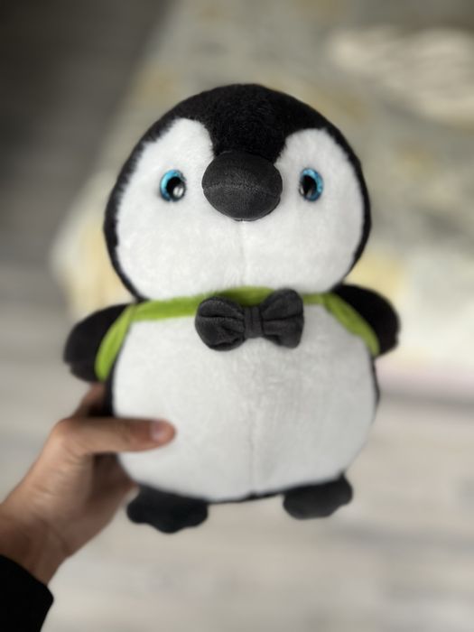 Плюшевая детская игрушка пингвин