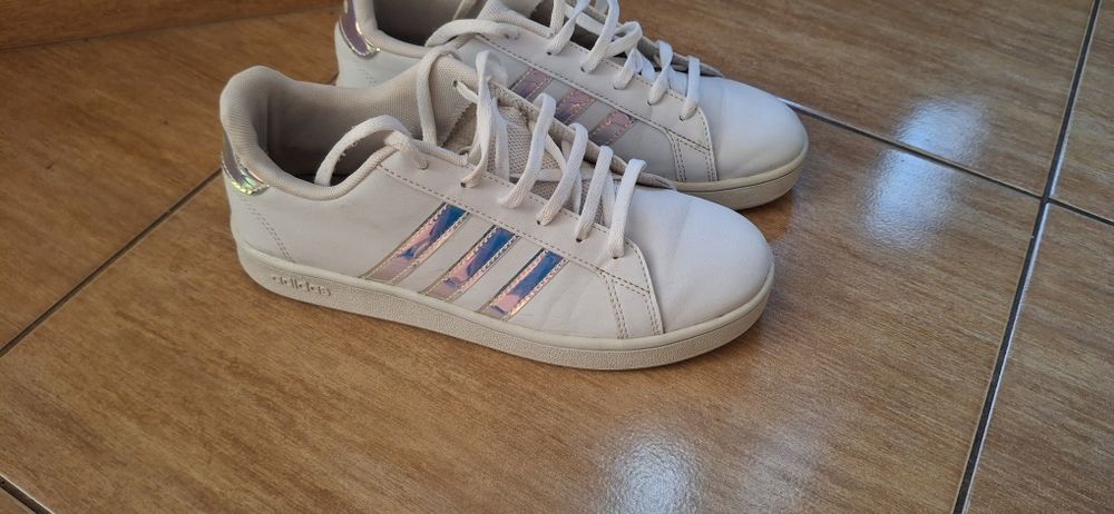Adidași fete adidas