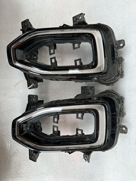 Leduri bară stânga dreapta vw t roc.cod:2ga941056.2ga941055.