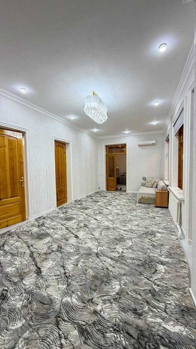 Дом 2,2 сотки, со всеми удобствами в престижном районе города