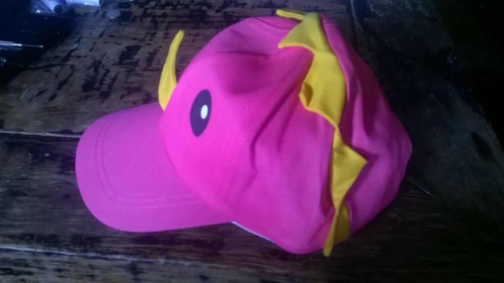 шапка детска с козирка AZO FREE, пате куче