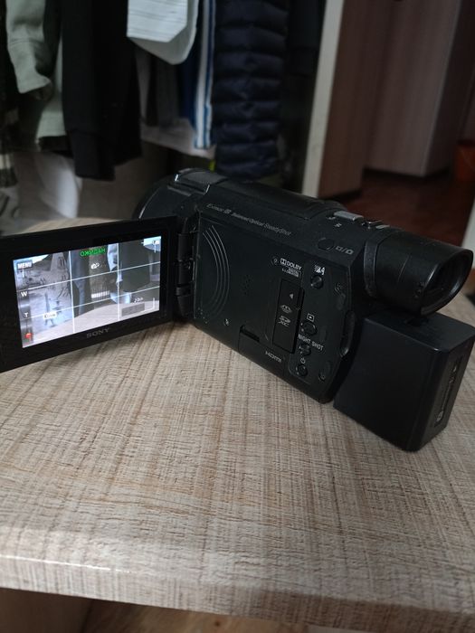 Продам (или обмен на iphone) идеокамеру sony FDR ax53