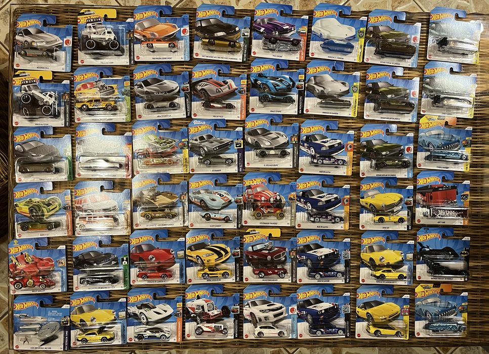 Lot HotWheels 50 bucati!