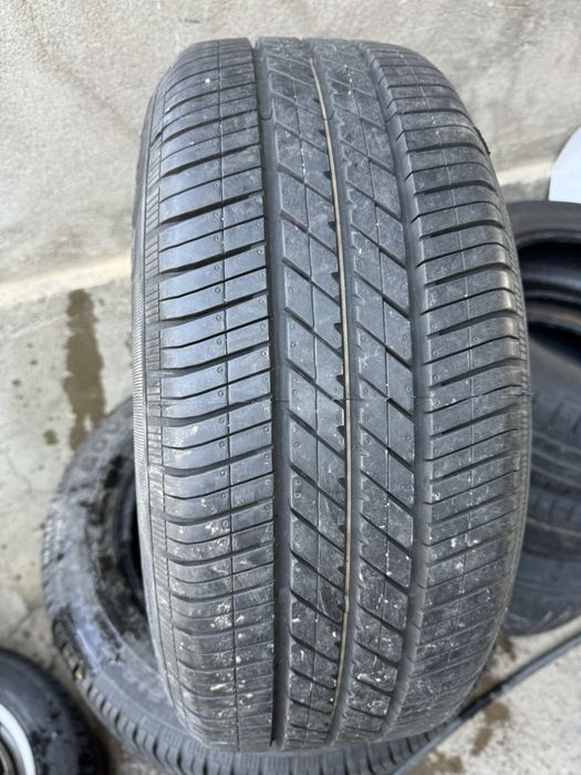 Шины 215/55/16 привозной