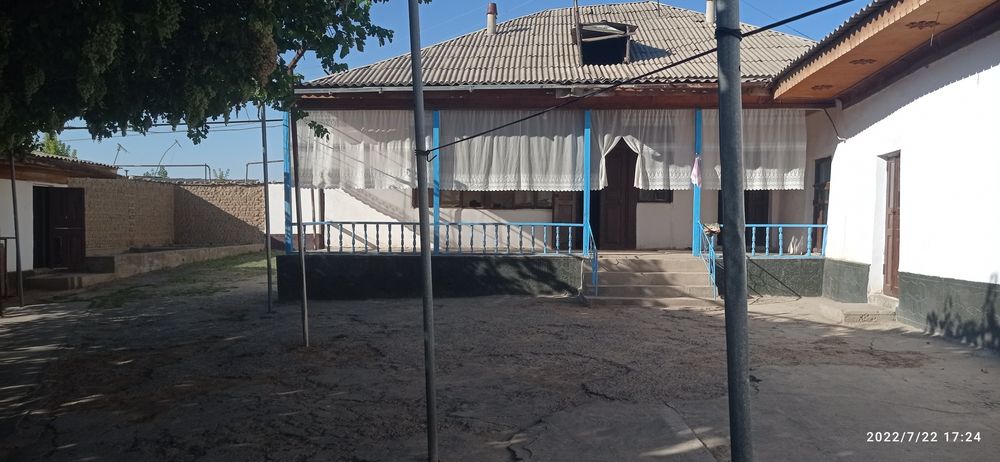 Uy sotiladi. (Srochni)