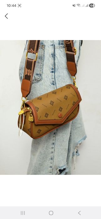 Женская сумка на плечо