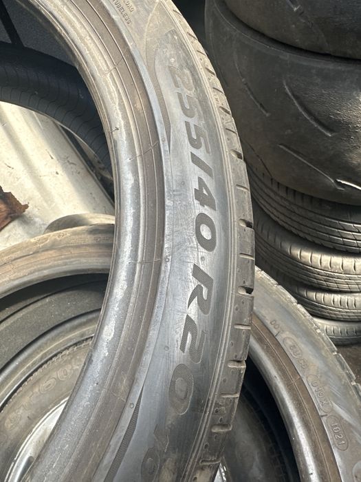 255/40/20 ПИРЕЛИ 200 €