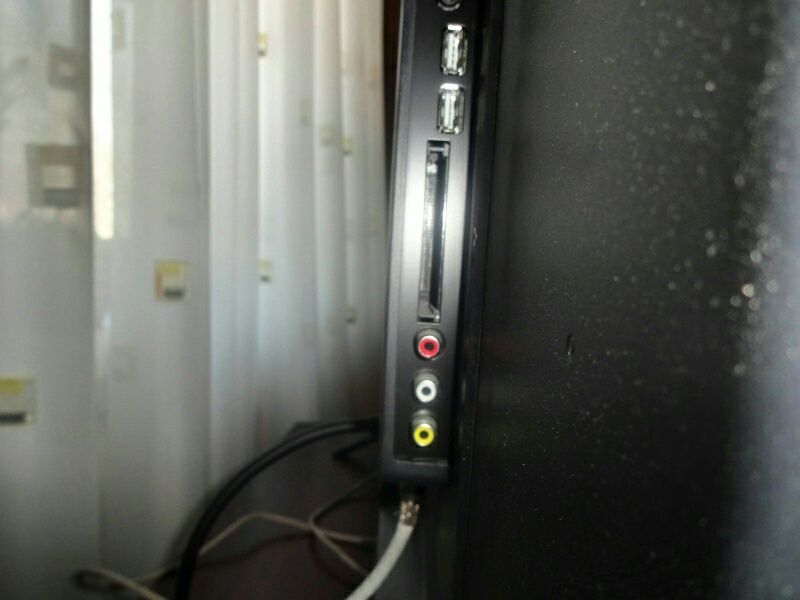 LED Телевизор PANASONIC 43'' (109 см)