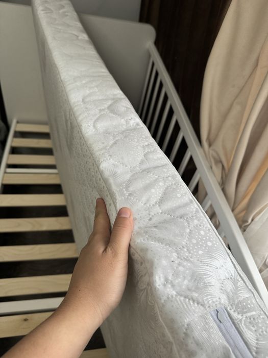 Продам манеж кровать