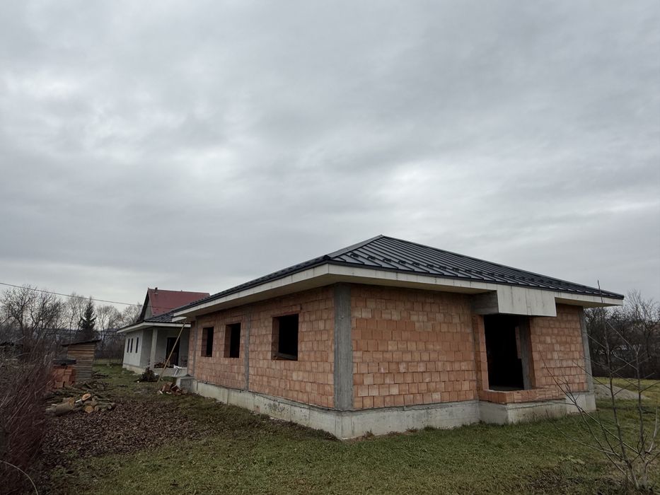 Vând casa Cristestii Ciceului