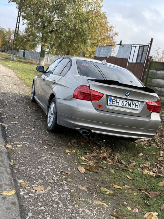 Bmw 320d. E90 facelift 2010