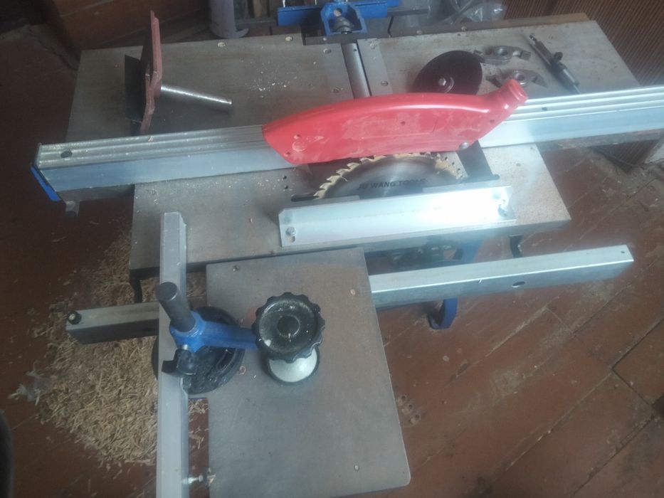 Циркулярная пила 5 в одном.