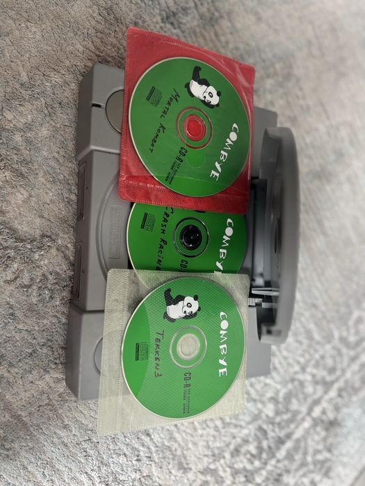 Sony play station oʻyini 4 ta diski bor ishlatilgan