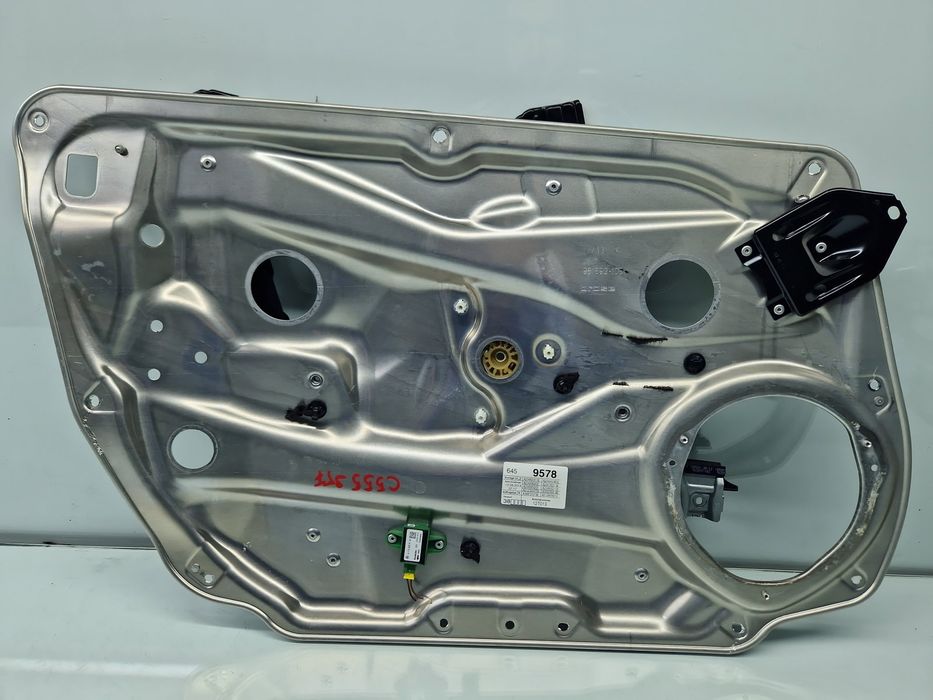 Macara electrica geam stanga fata Mercedes Clasa C (W204) [Fabr 2007-2