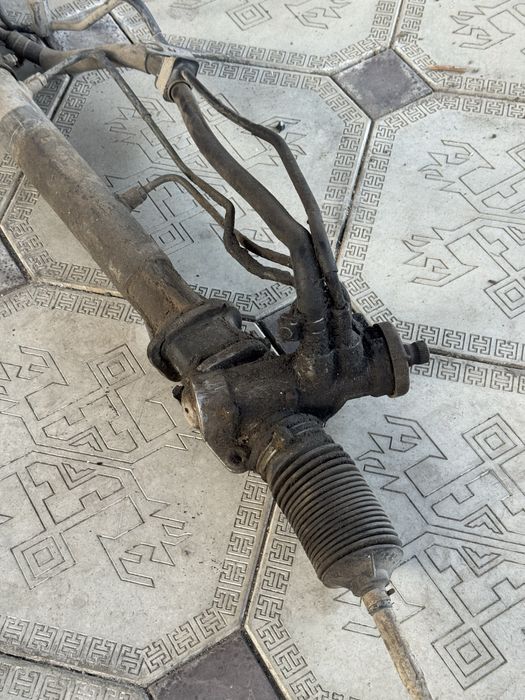 Рулевая рейка ниссан п10