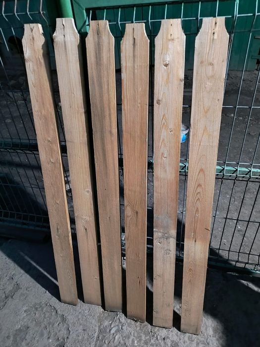 Vând lețuri de lemn pentru gard