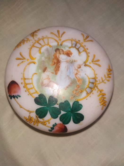 Шкатулка фарфор 19 век