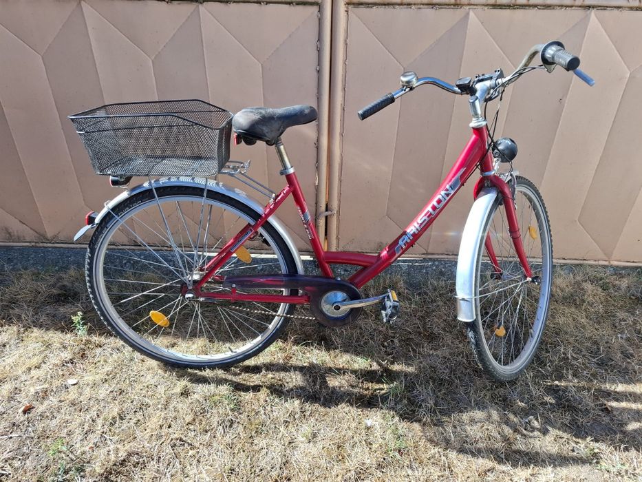 Bicicletă damă / oraș Ariston, cu coș cumpărături, cadru jos