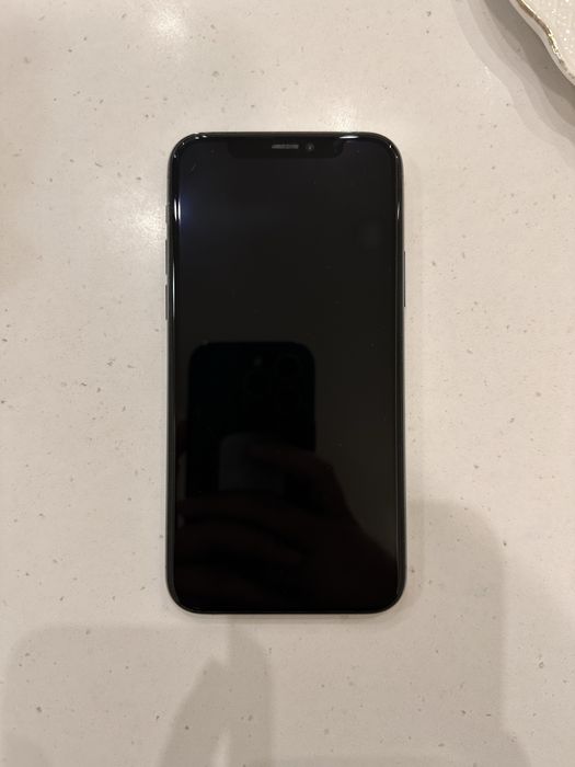 Iphone 11 pro  память 256 гб идеальное состояние