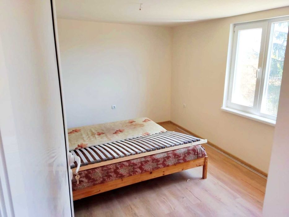 X Property предлага за продажба къща в с. Рани луг