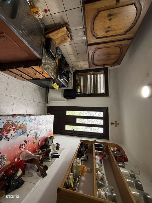 Casă corp C1 84mp + casă corp C2 51mp+garaj+ grădină și teren 889mp