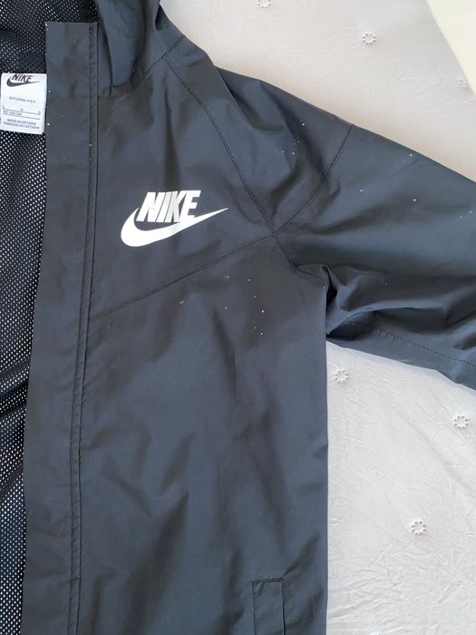 Ветровка Nike, размер 147-158 см.