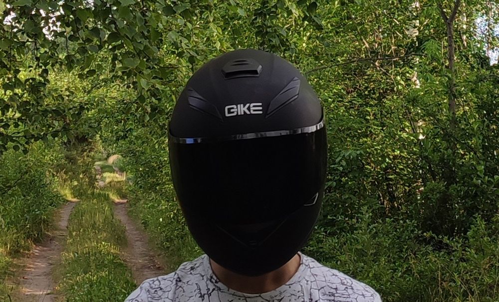 Продам шлем для мотоцикла